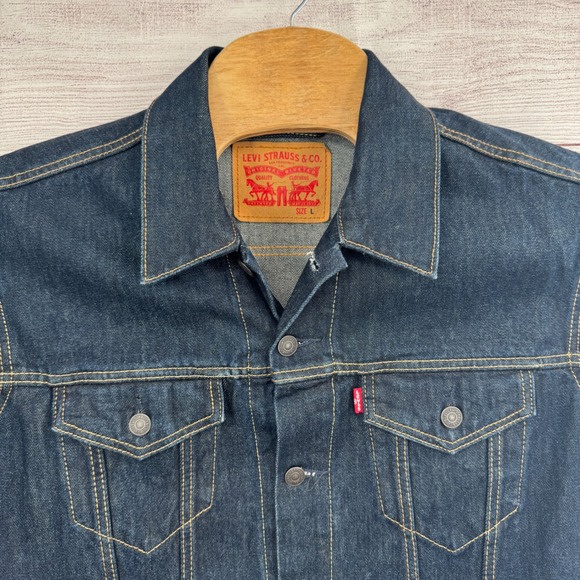 Levi's Indigo Denim Jacket - Picture 2 of 12